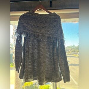 Knox Rose Charcoal Fringe Sweater